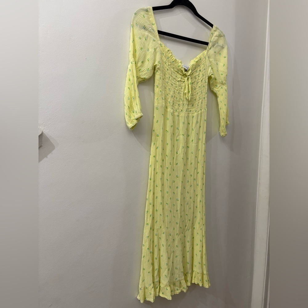 Faithfull the Brand Lemon Floral Smocked Dress - medium - 3/4 sleeve
